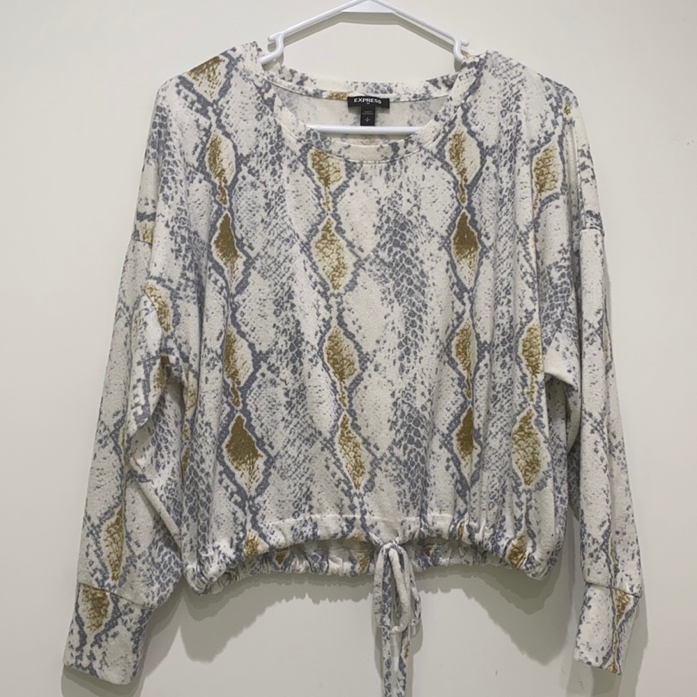 Express Snake Print Top size Small